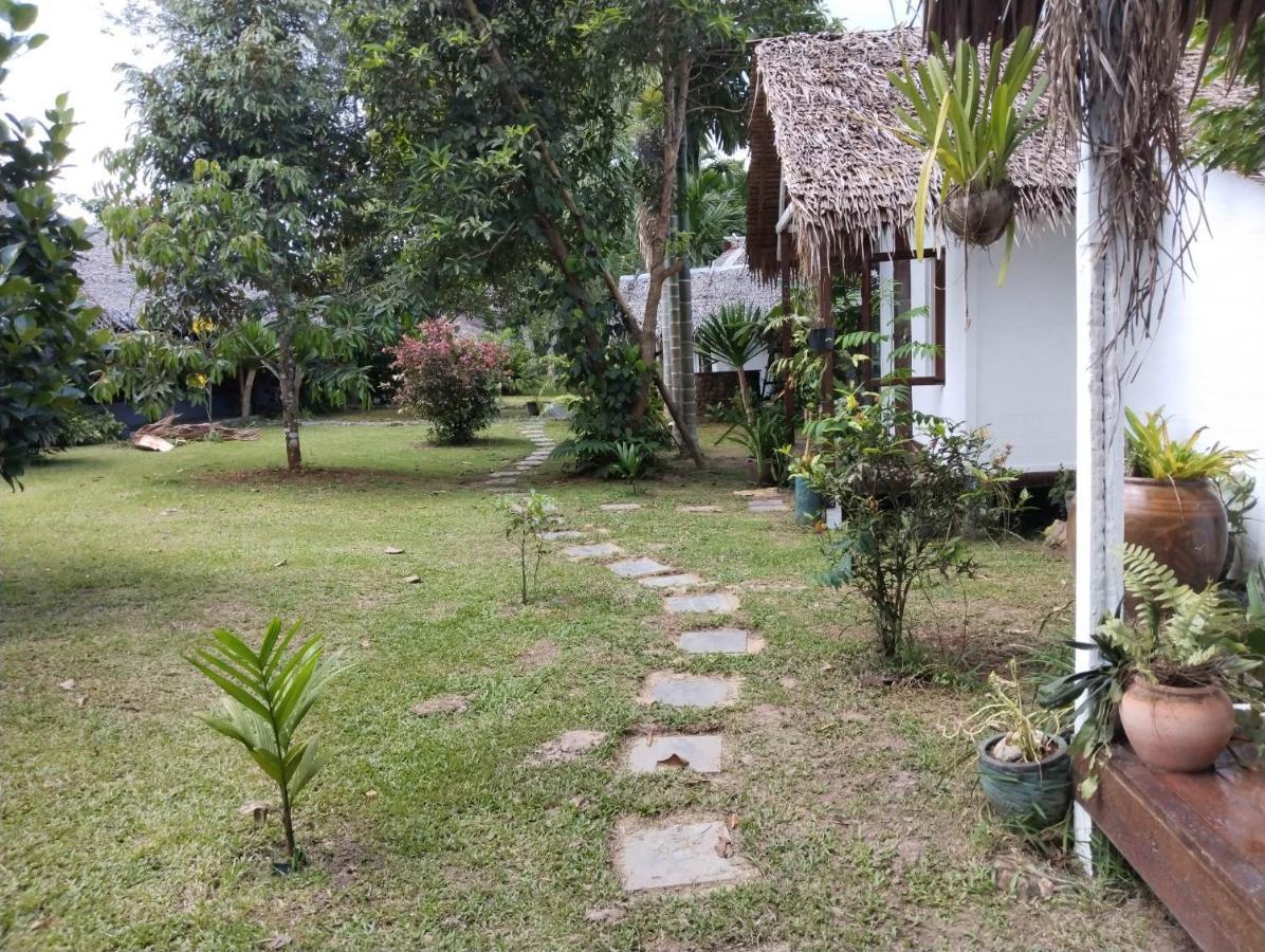 Baan Farang Homestay Phra Saeng Ban Nam Dam 外观 照片